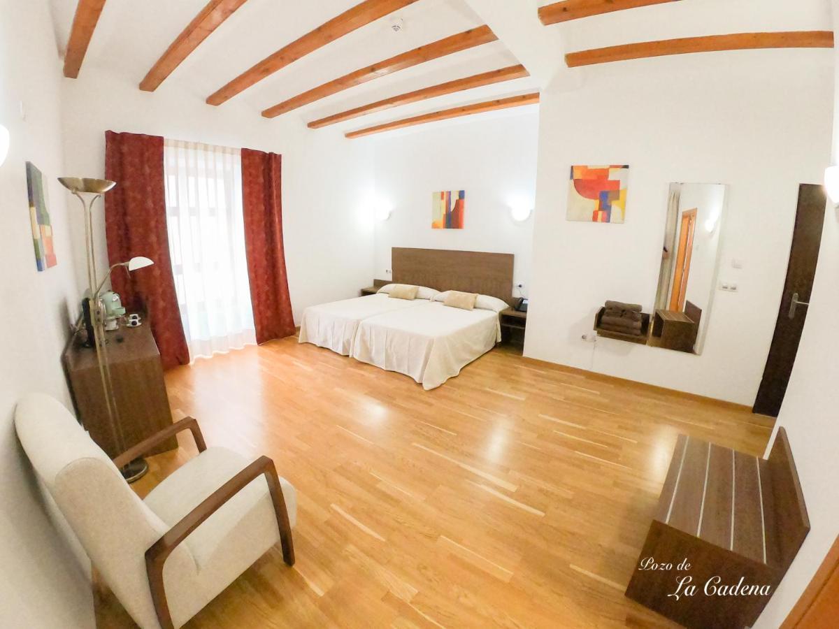 Hotel Baron Andilla Valdealgorfa Экстерьер фото