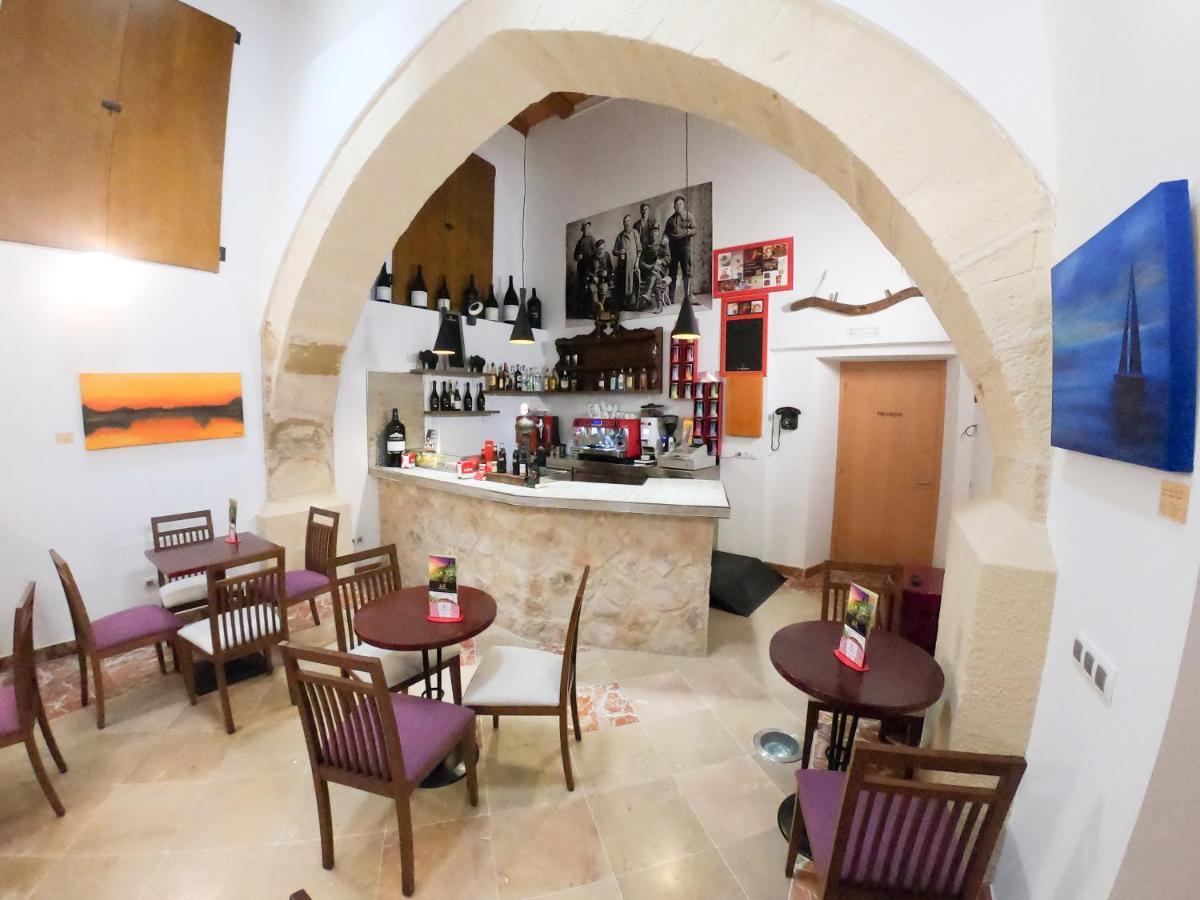 Hotel Baron Andilla Valdealgorfa Экстерьер фото
