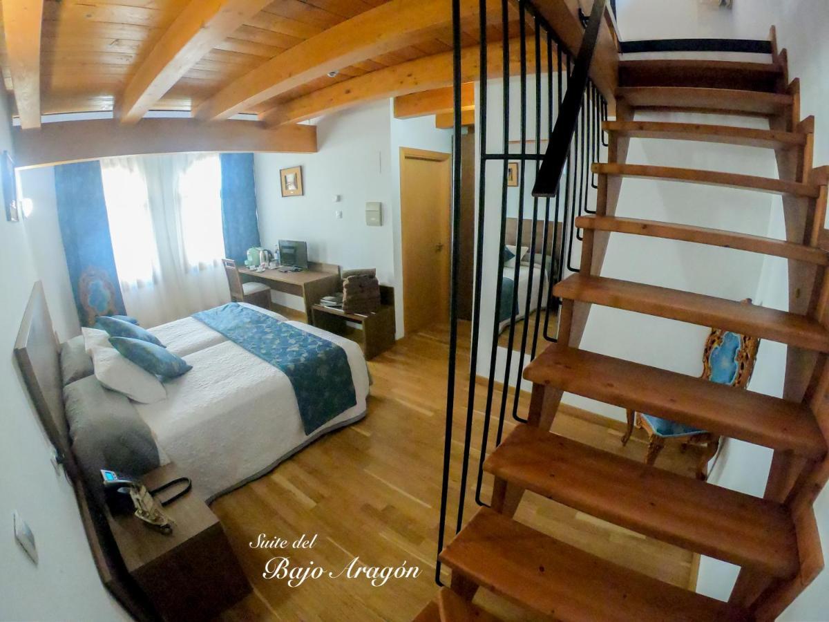 Hotel Baron Andilla Valdealgorfa Экстерьер фото