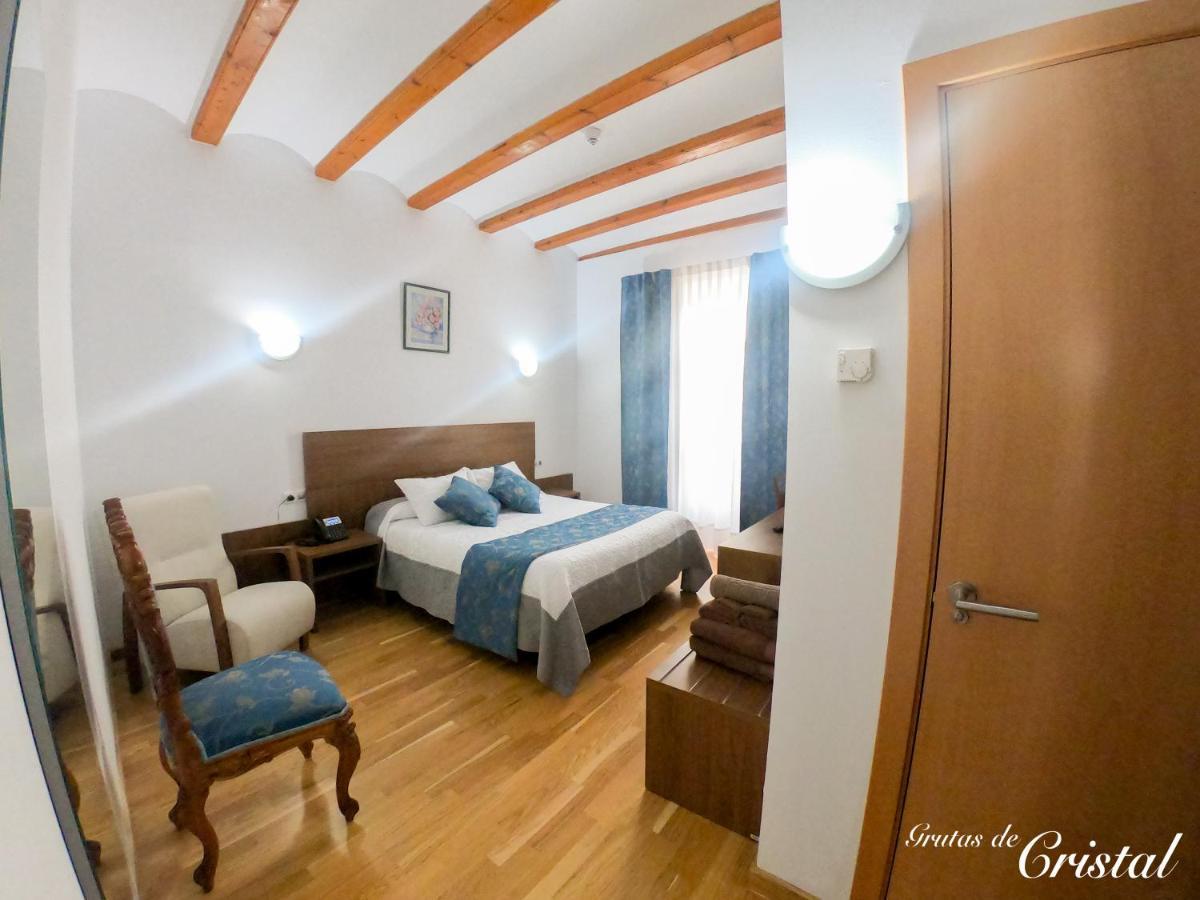 Hotel Baron Andilla Valdealgorfa Экстерьер фото
