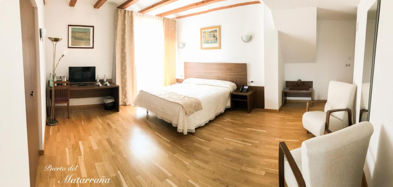 Hotel Baron Andilla Valdealgorfa Экстерьер фото