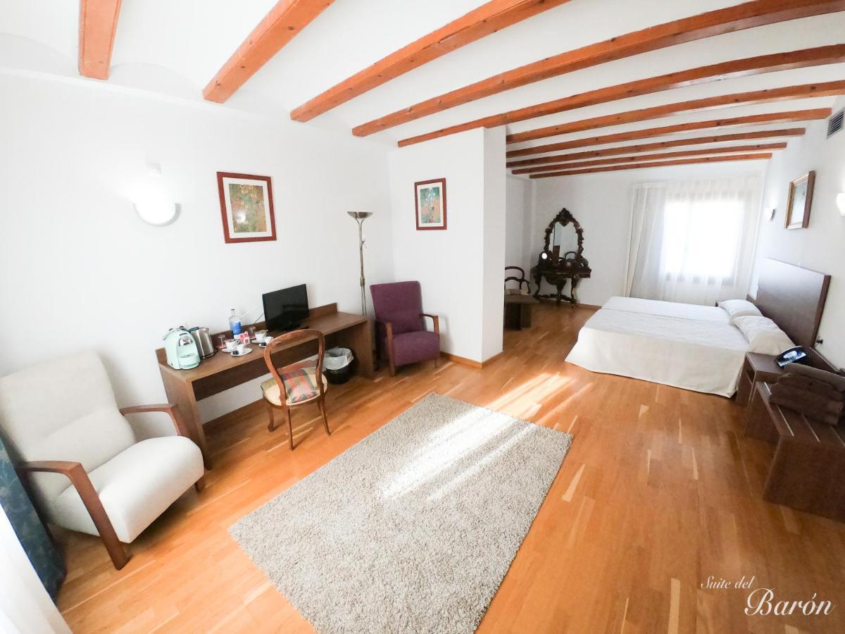 Hotel Baron Andilla Valdealgorfa Экстерьер фото