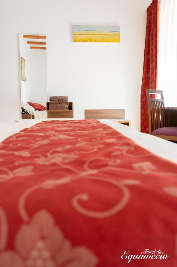 Hotel Baron Andilla Valdealgorfa Экстерьер фото
