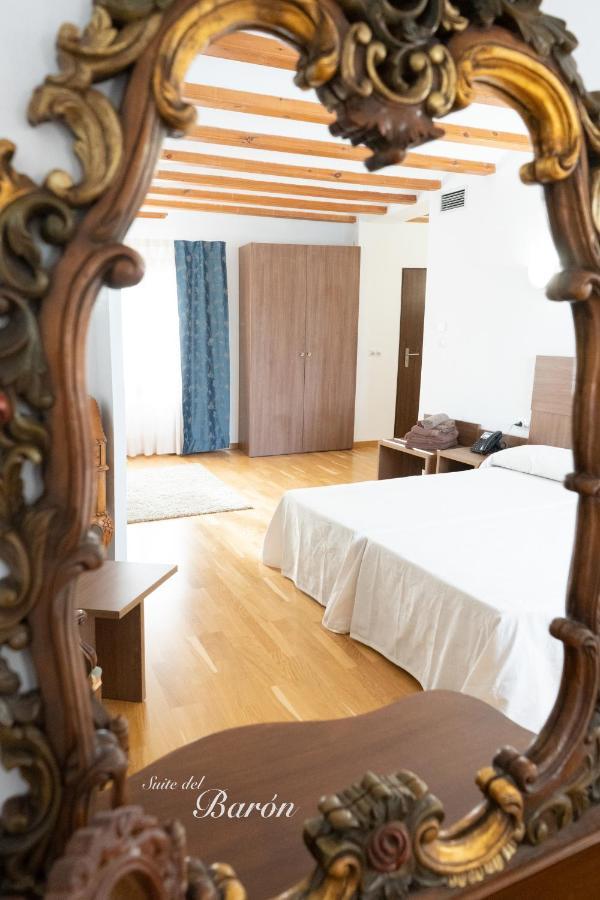 Hotel Baron Andilla Valdealgorfa Экстерьер фото
