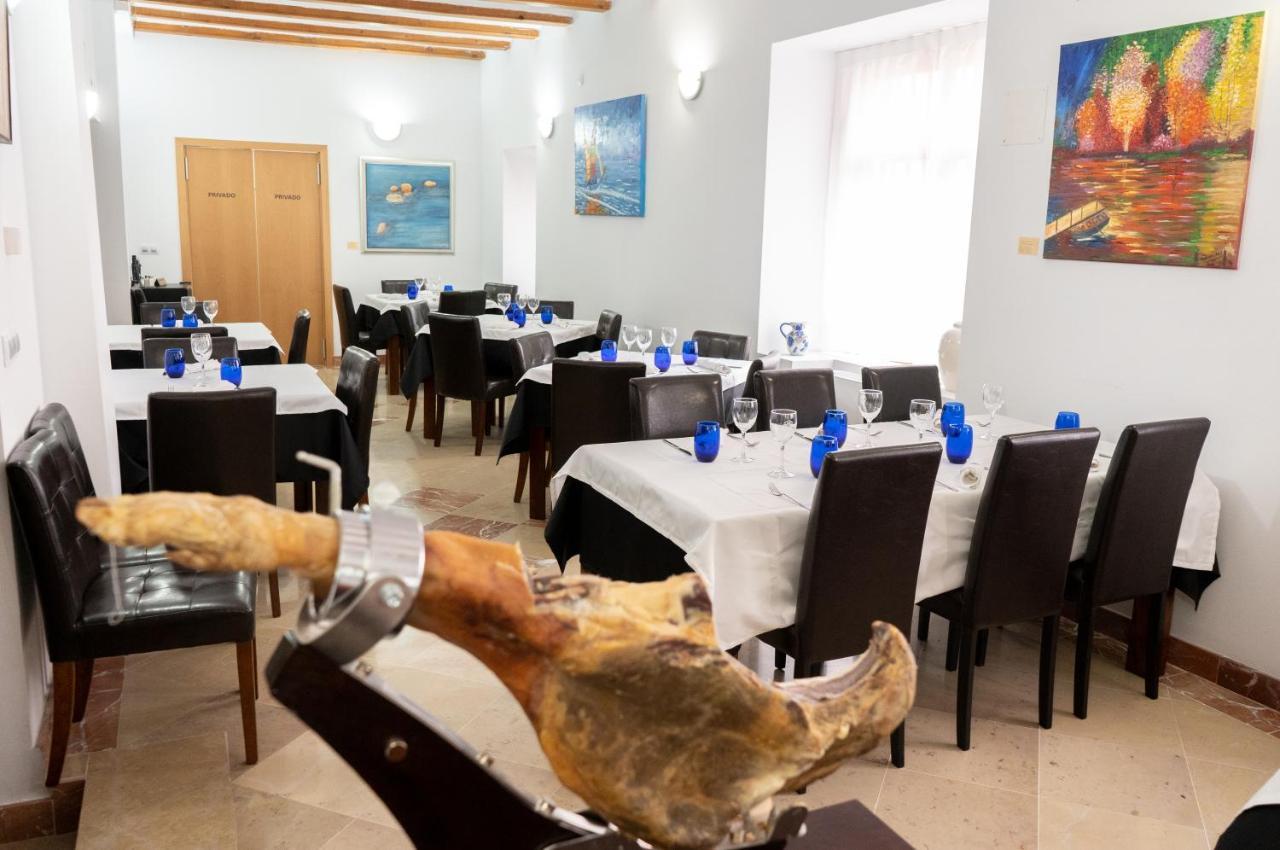 Hotel Baron Andilla Valdealgorfa Экстерьер фото
