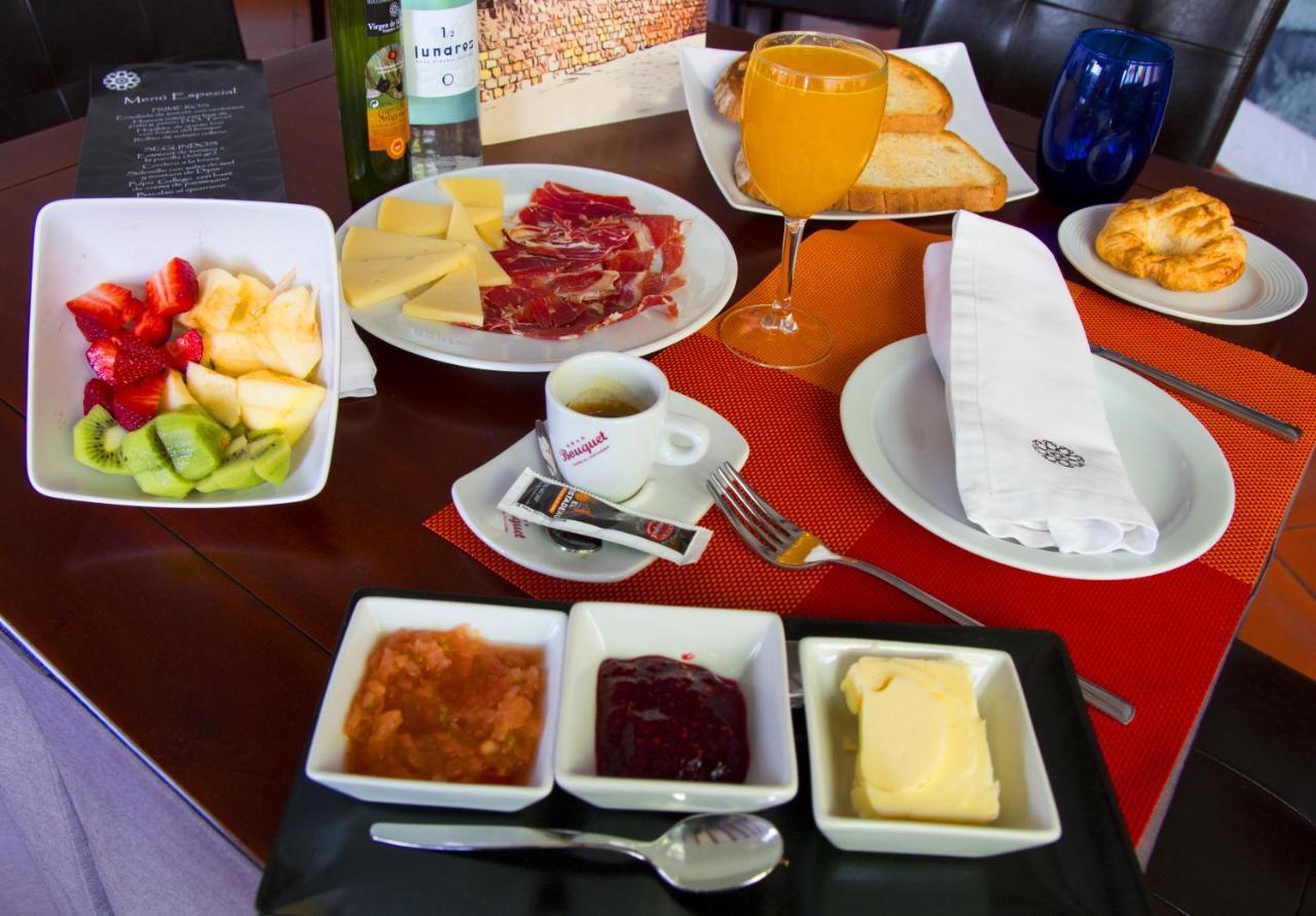 Hotel Baron Andilla Valdealgorfa Экстерьер фото